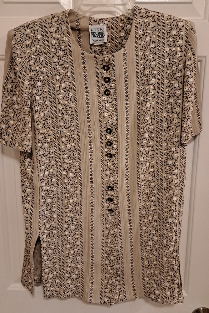 Brown and cream tunic top, R&M Richards by Karen Kwong, button closure